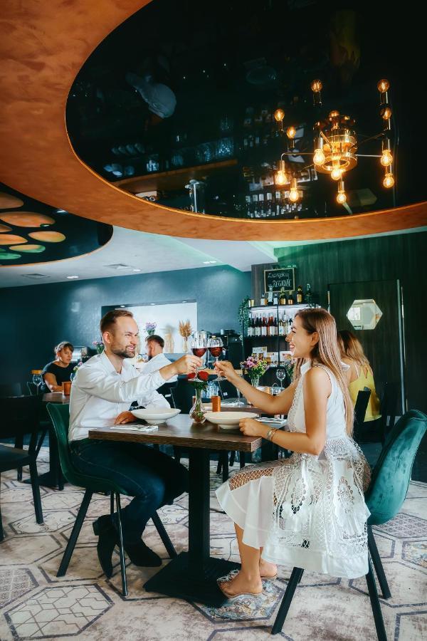 Zacisze Nad Nida Resort Pinczow Eksteriør bilde