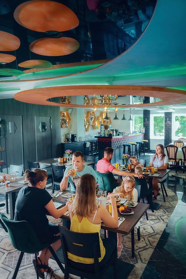 Zacisze Nad Nida Resort Pinczow Eksteriør bilde