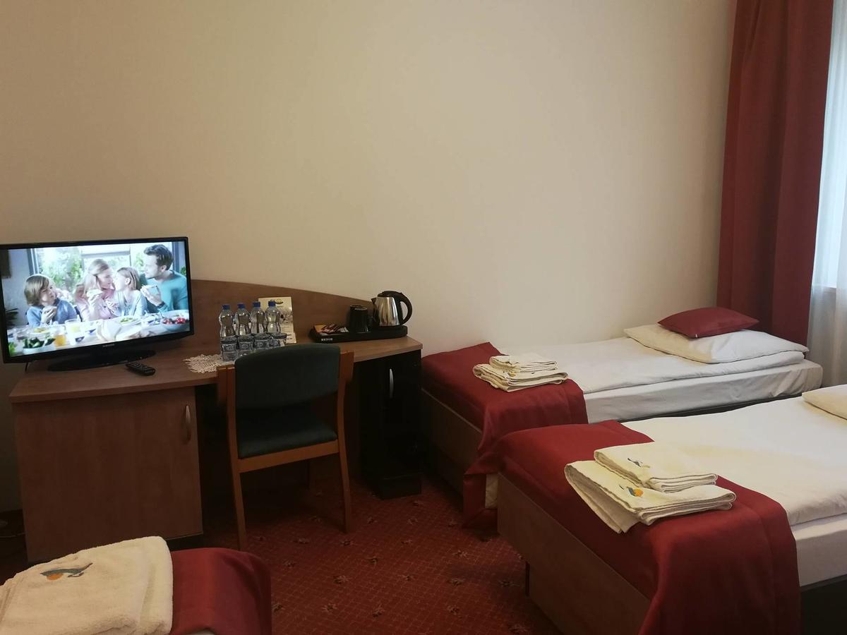 Zacisze Nad Nida Resort Pinczow Eksteriør bilde